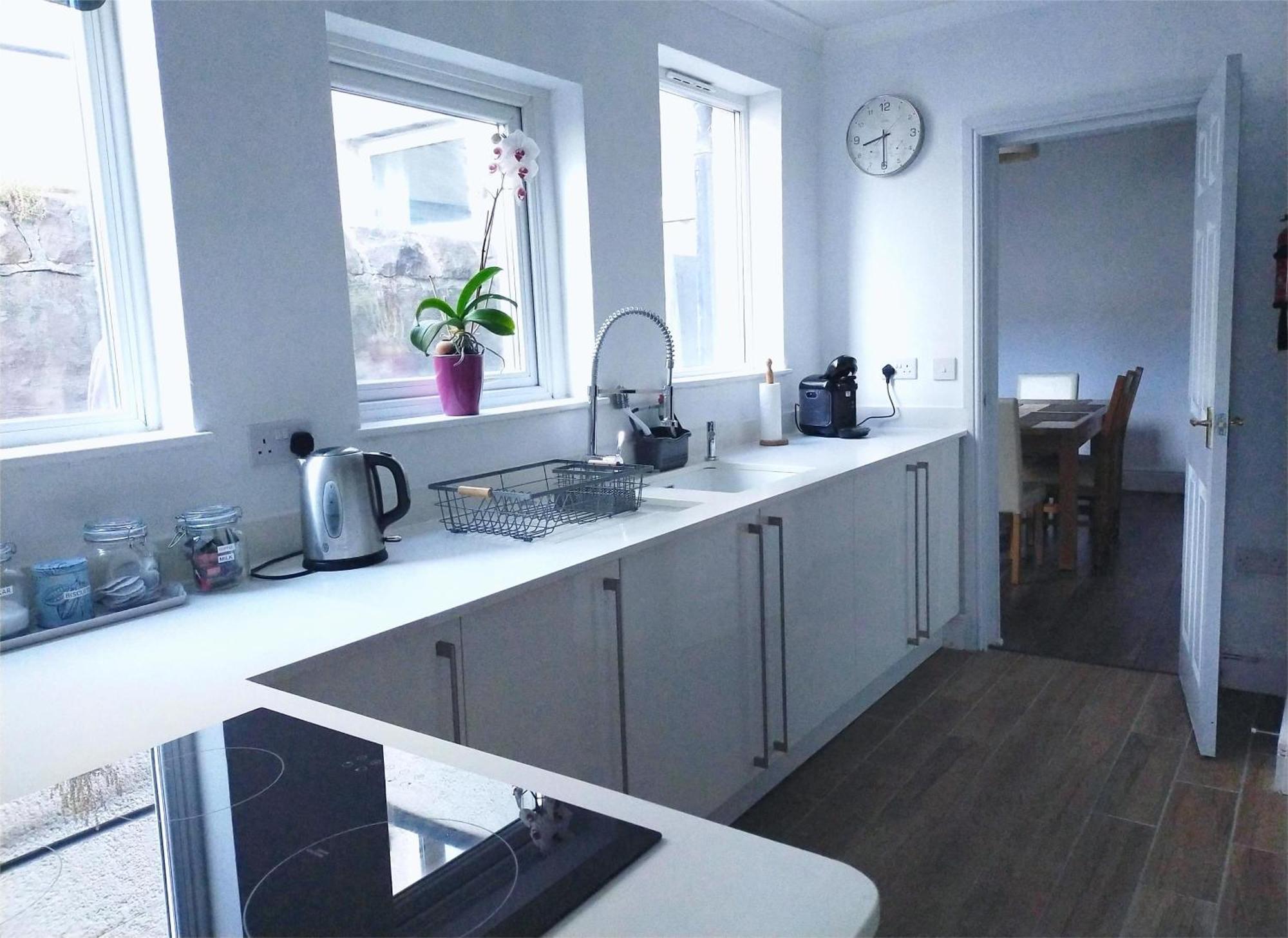 Newly Renovated 3 Bedroom House, 6 Beds With 2 Showers, Near University Town Centre Lancaster Exterior photo